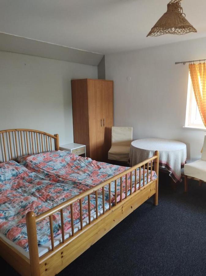 Jeziorna 1 Apartment Wiele Luaran gambar